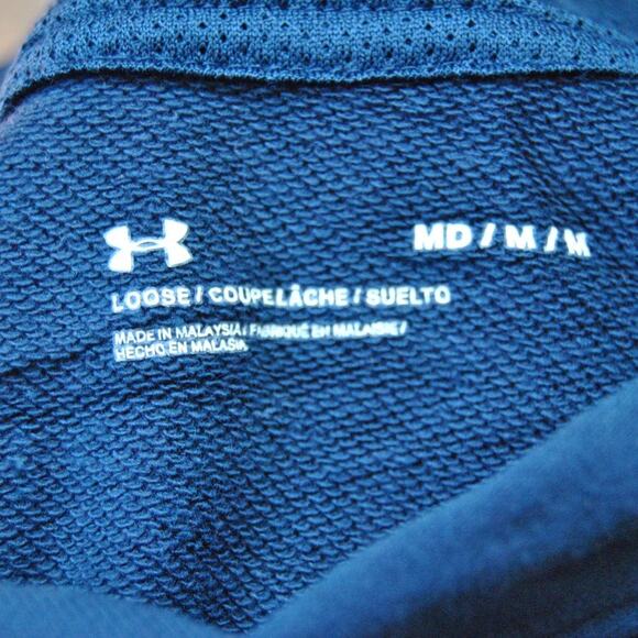 Project Rock's Brahma Bull Medium Blue Short Sleeve Hoodie - Picture 7 of 8